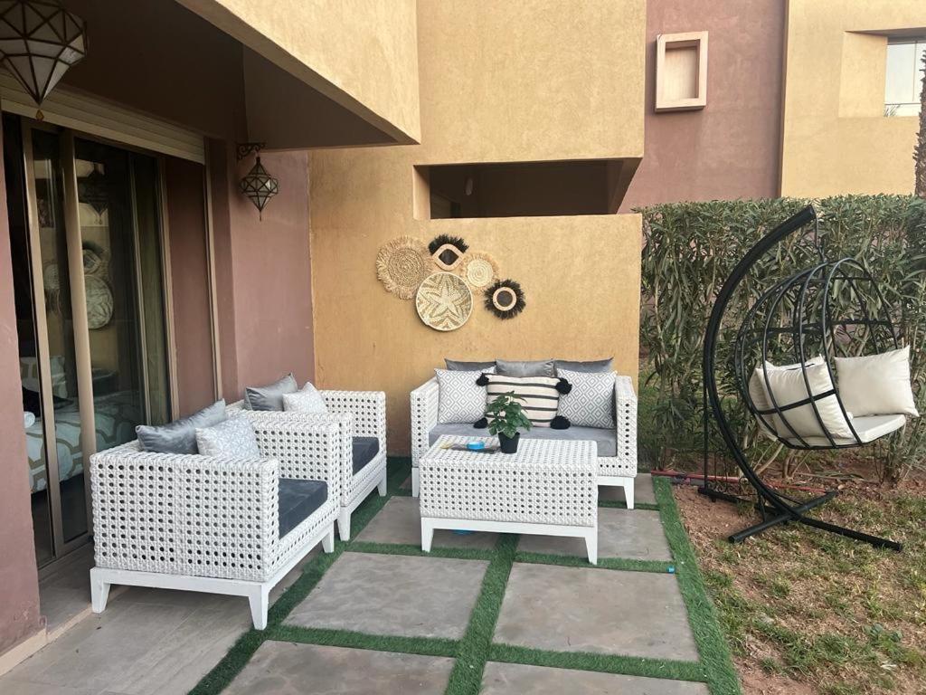 Appartement Superbe Prêt Du Centre Avec Piscine *